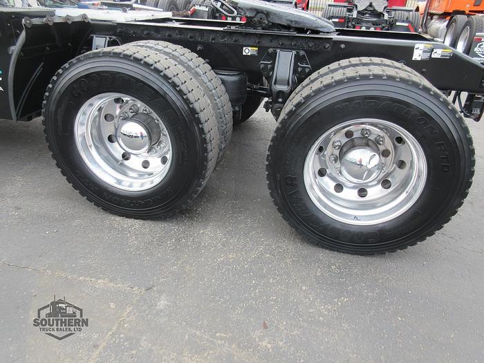 Used 2017 PETERBILT 579