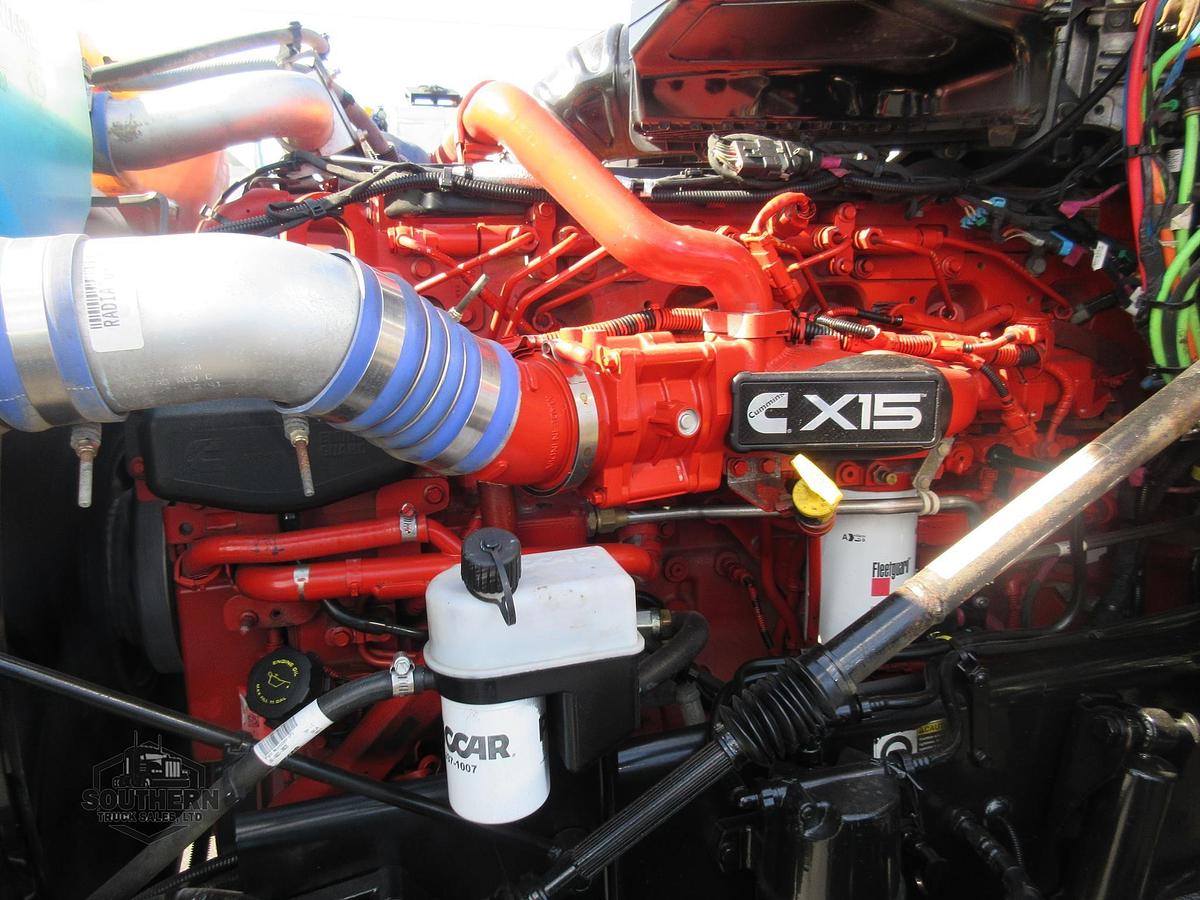 Used 2023 KENWORTH T880