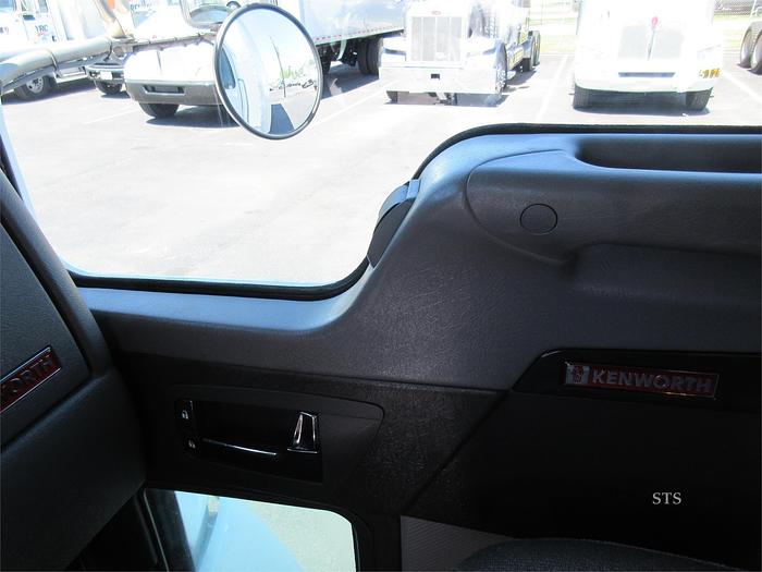 Used 2021 KENWORTH T270