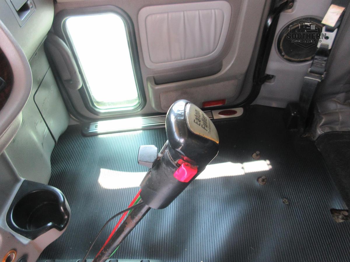 Used 2017 PETERBILT 389