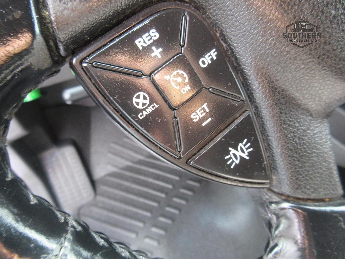 Used 2021 INTERNATIONAL LT