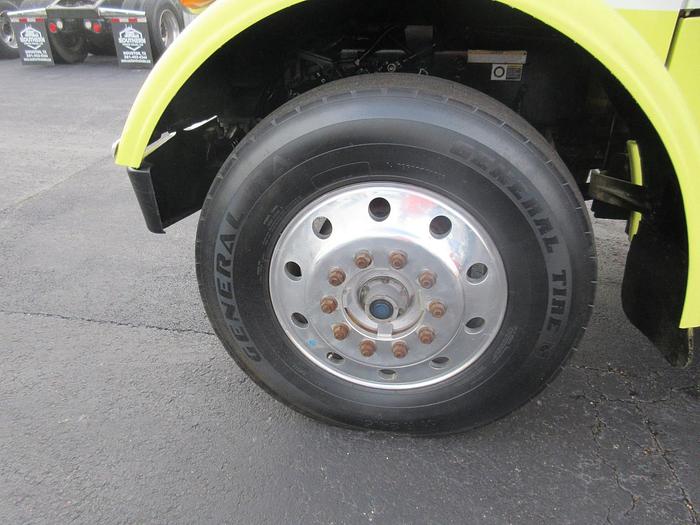 Used 2014 PETERBILT 365