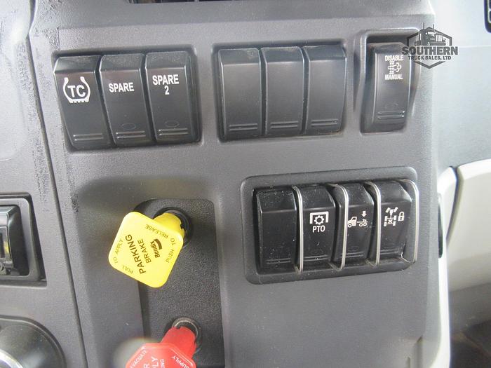 Used 2020 PETERBILT 567