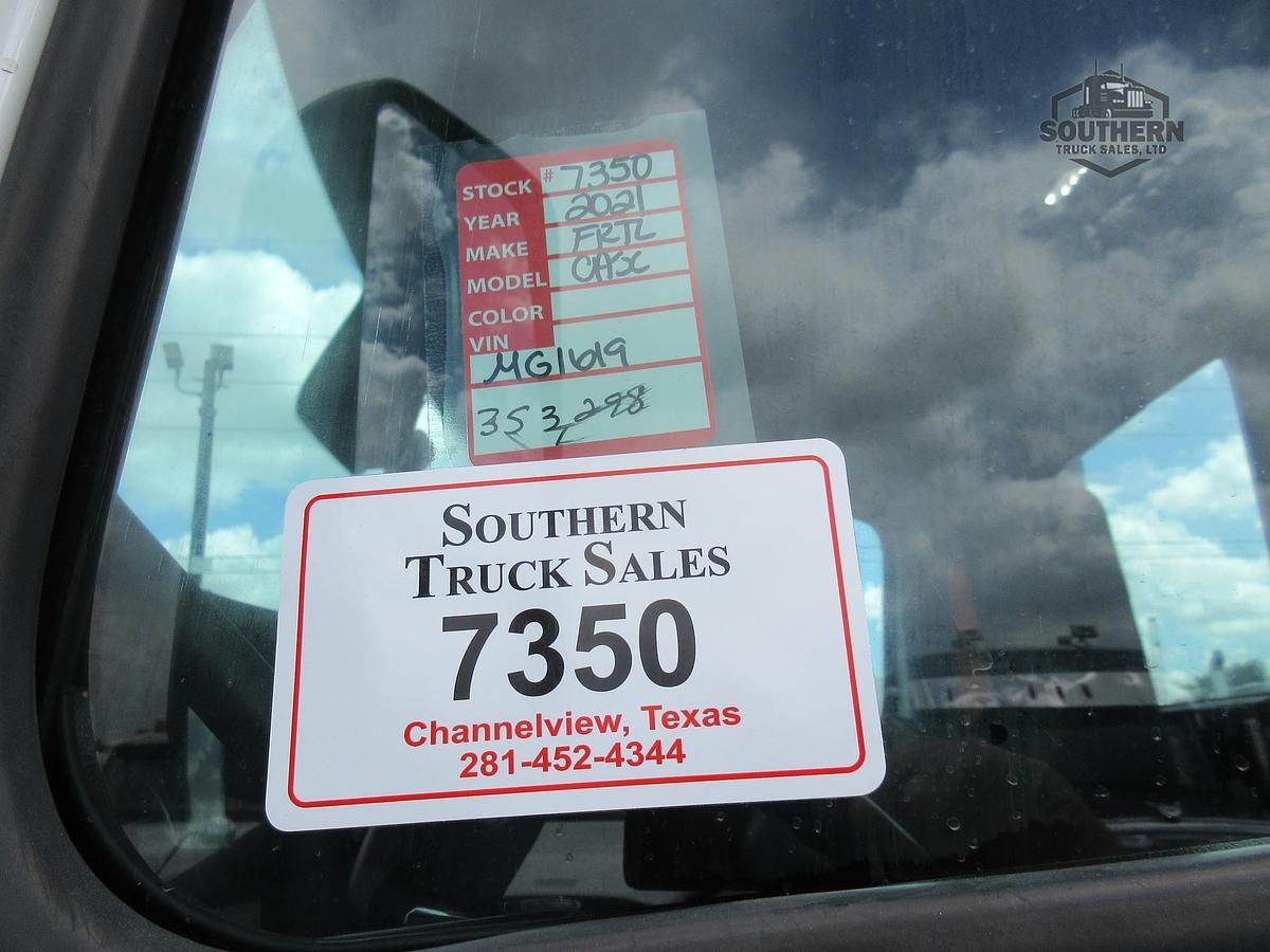 Used 2021 FREIGHTLINER CASCADIA 116