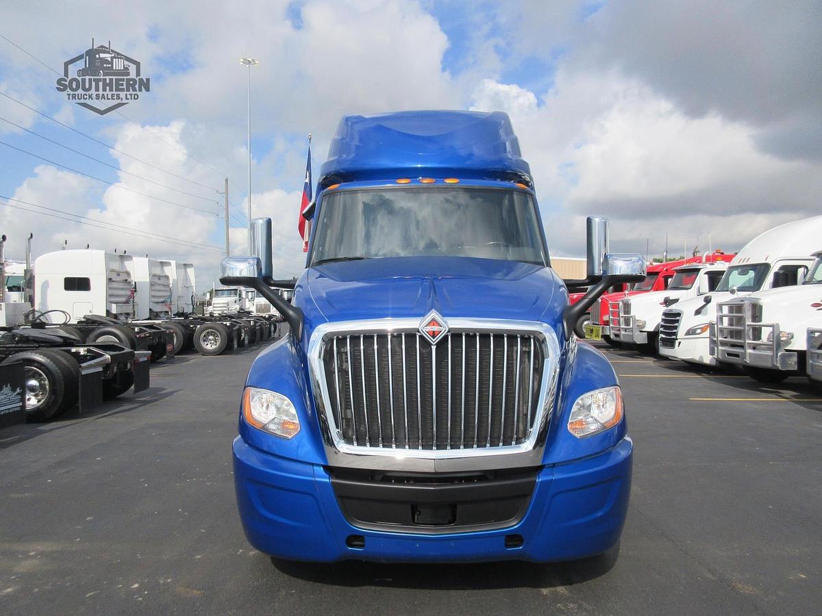 Used 2021 INTERNATIONAL LT