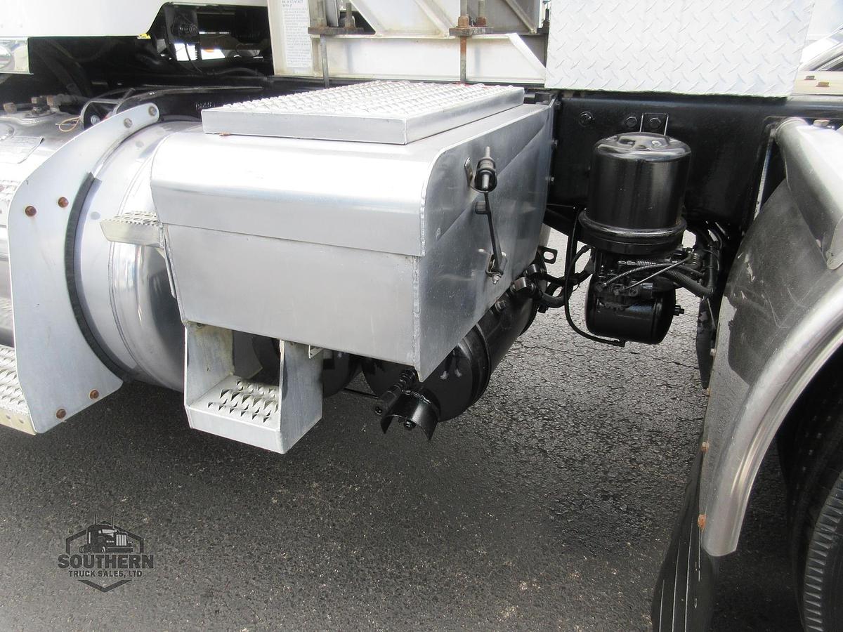 Used 2008 PETERBILT 367