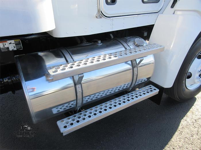 Used 2021 KENWORTH T270