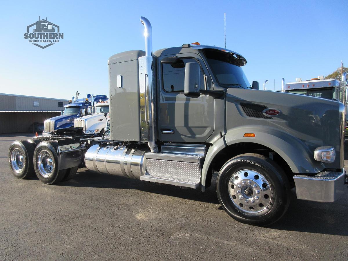 Used 2023 PETERBILT 567