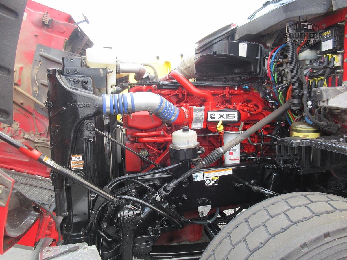 Used 2021 PETERBILT 567