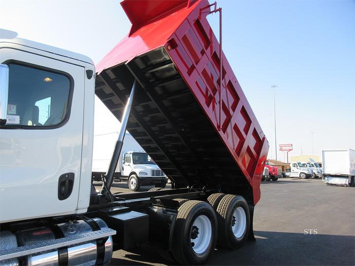 Used 2016 FREIGHTLINER CASCADIA 125