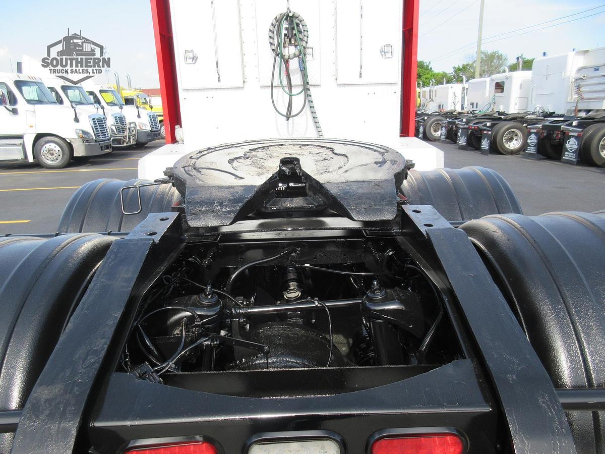 Used 2020 PETERBILT 567