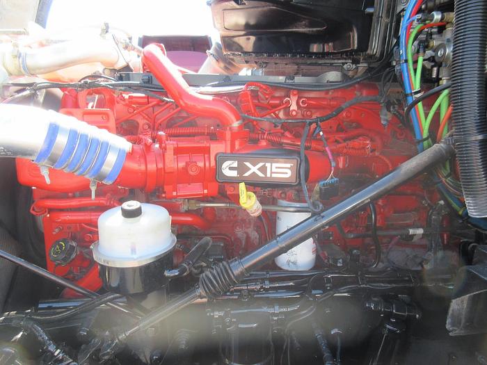 Used 2021 KENWORTH T880