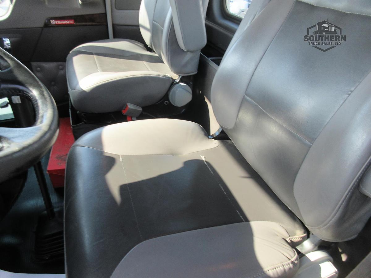 Used 2023 KENWORTH W900L