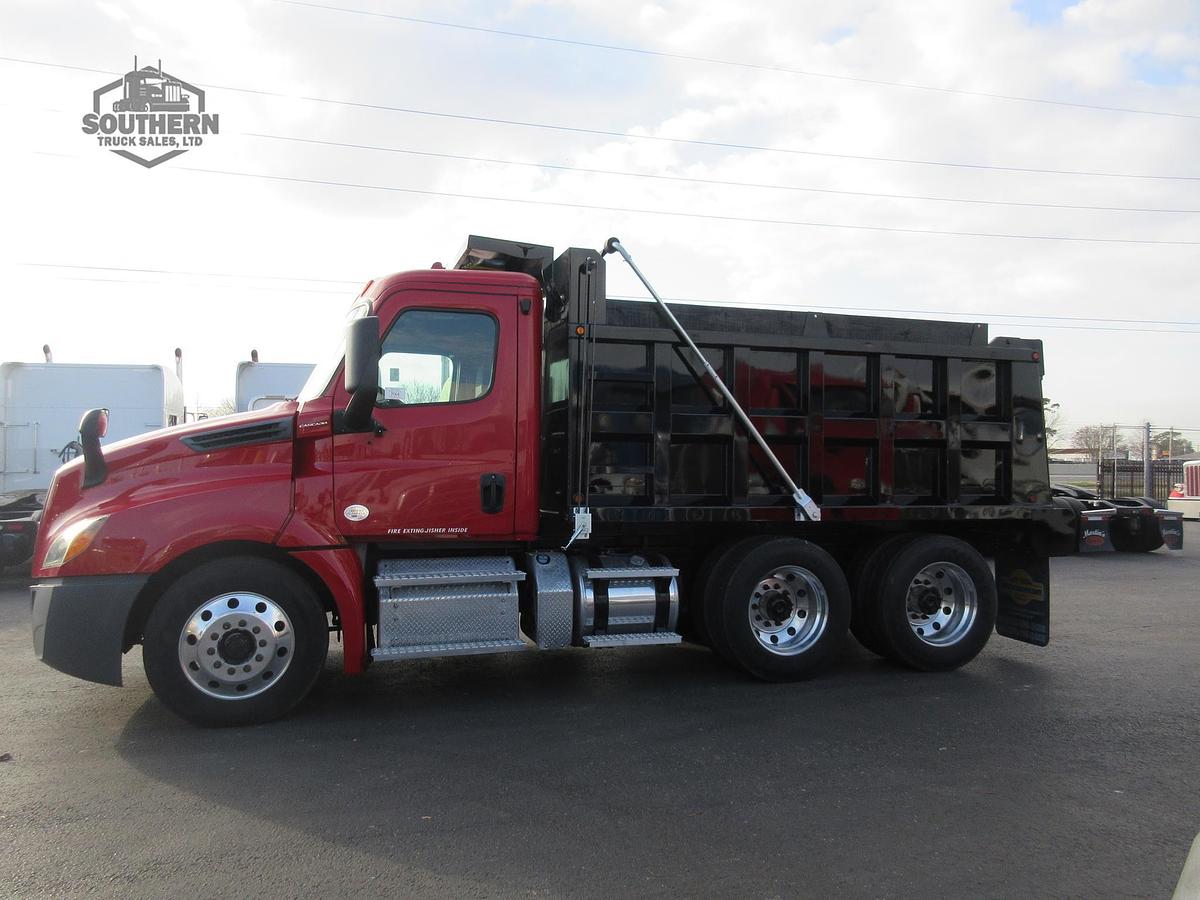Used 2020 FREIGHTLINER CASCADIA 126