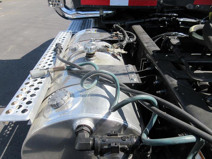 Used 2017 KENWORTH T880