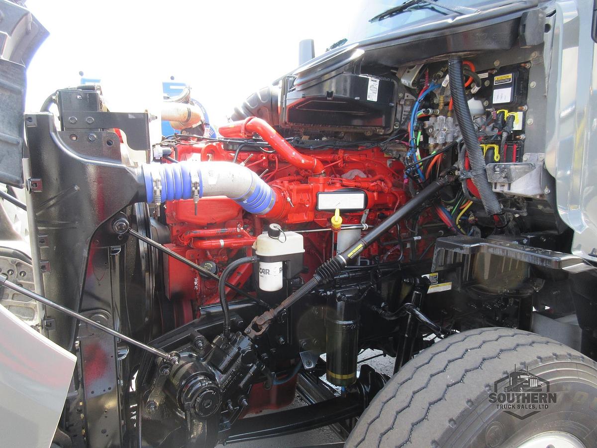 Used 2023 PETERBILT 567