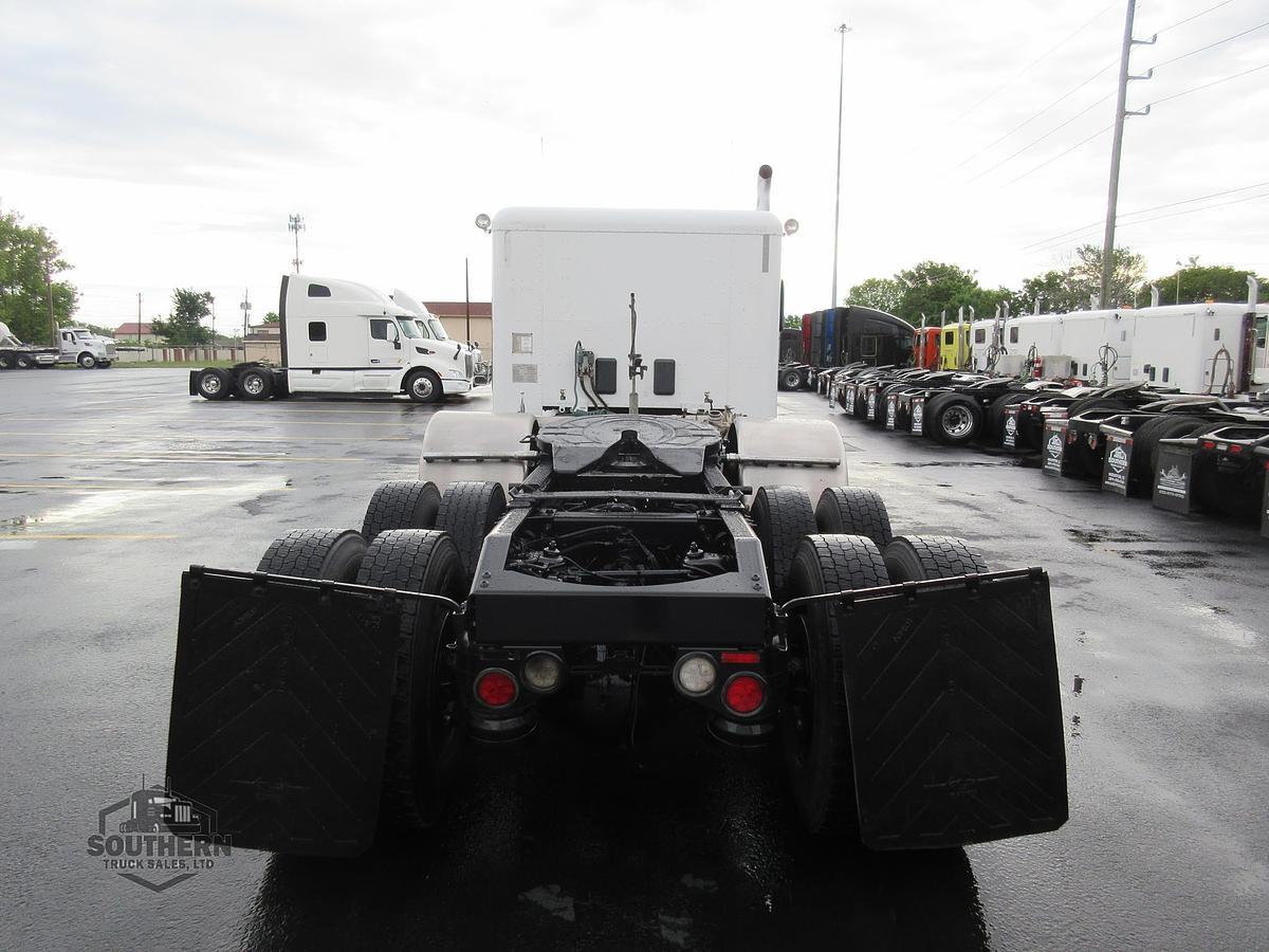 Used 2019 PETERBILT 567