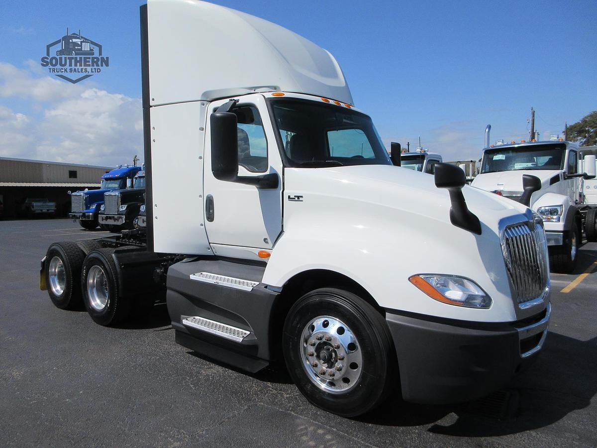 Used 2022 INTERNATIONAL LT