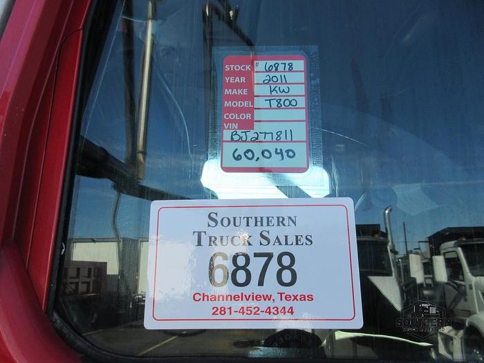 Used 2011 KENWORTH T800