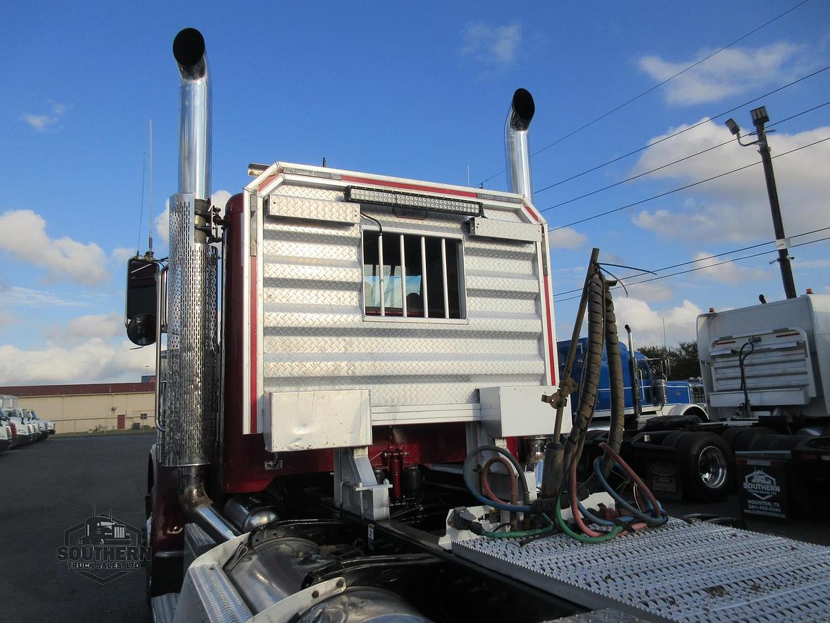Used 2021 PETERBILT 389
