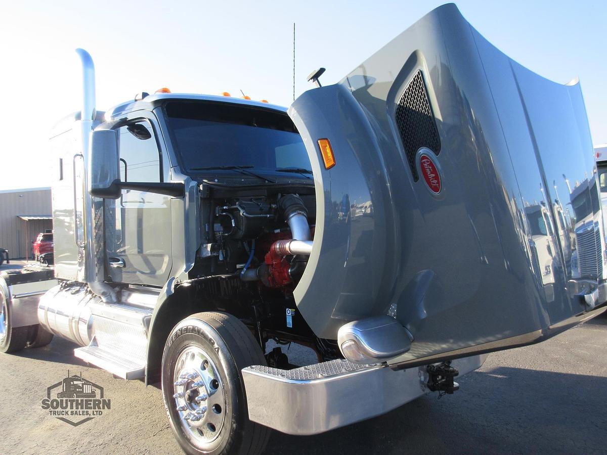 Used 2023 PETERBILT 567