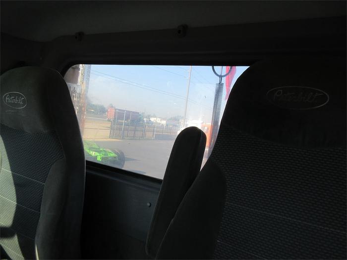 Used 2015 PETERBILT 365