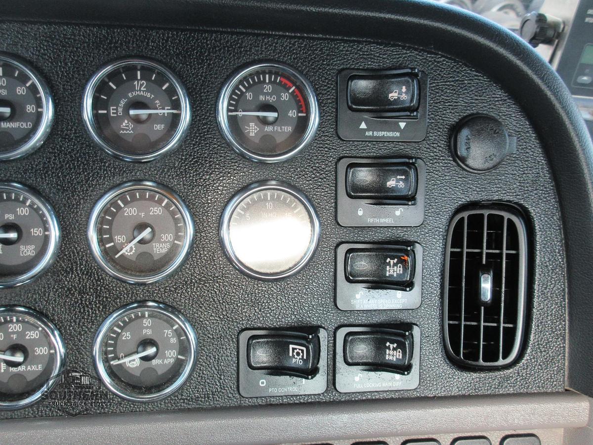 Used 2019 PETERBILT 389