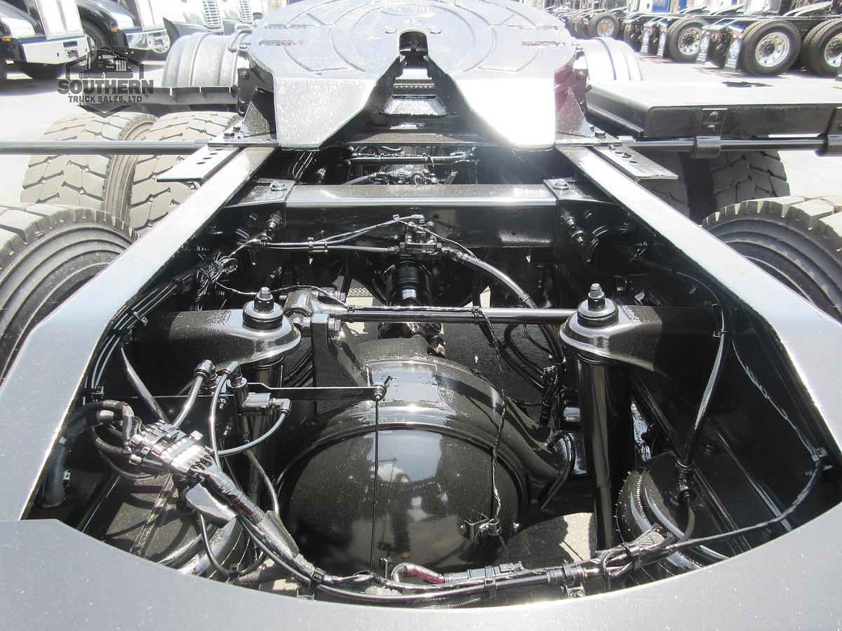 Used 2025 PETERBILT 567