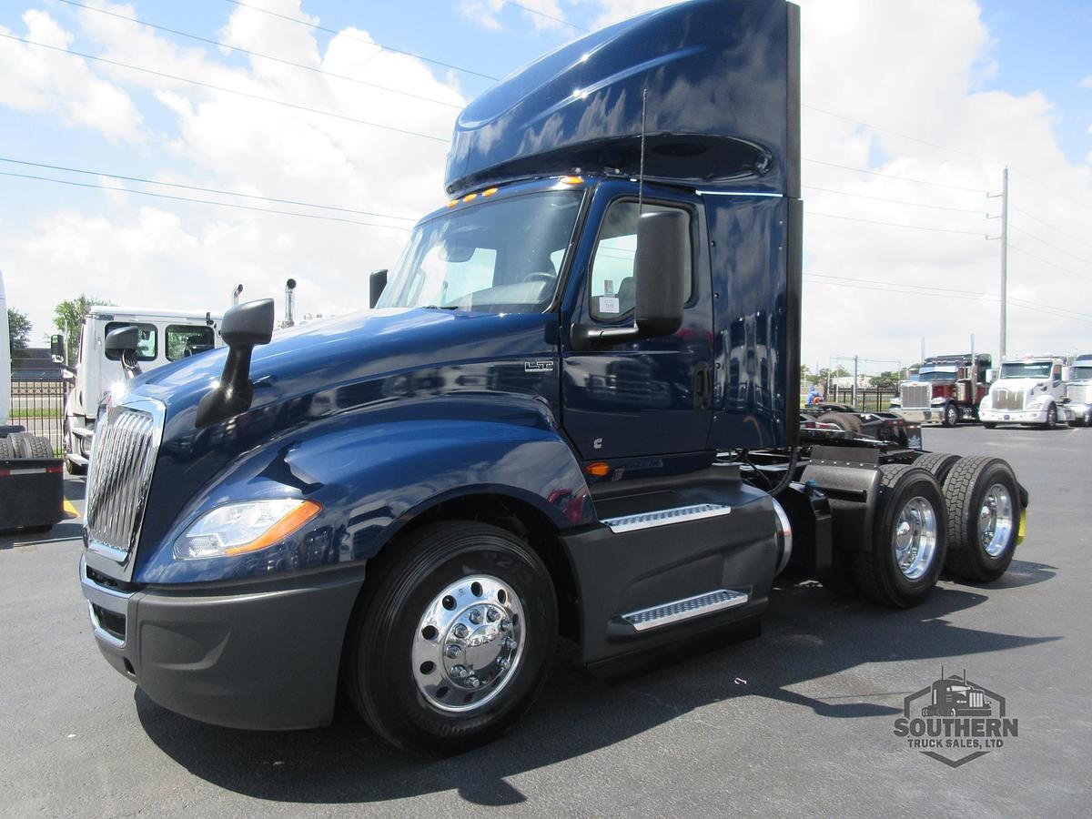 Used 2021 INTERNATIONAL LT