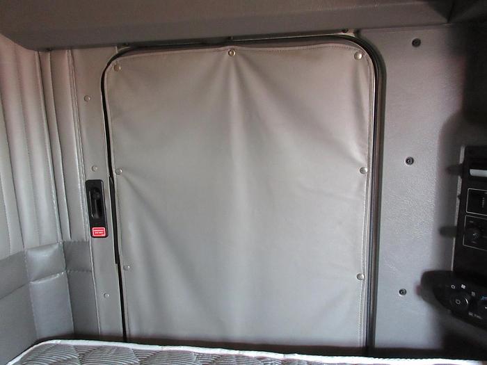 Used 2018 KENWORTH W900