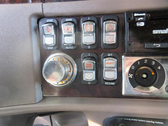 Used 2020 PETERBILT 389