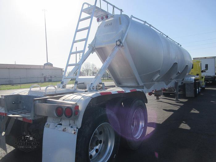 Used 2011 POLAR 41 ft