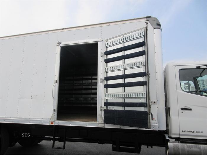 Used 2018 HINO 268A
