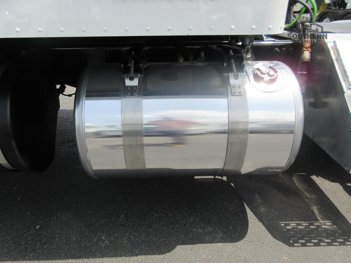 Used 2019 PETERBILT 389