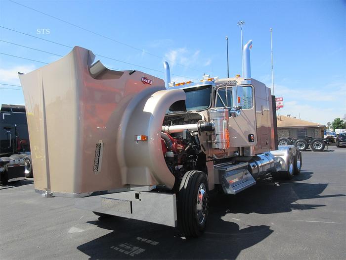 Used 2017 KENWORTH W900