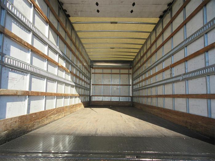 Used 2017 FREIGHTLINER BUSINESS CLASS M2 106