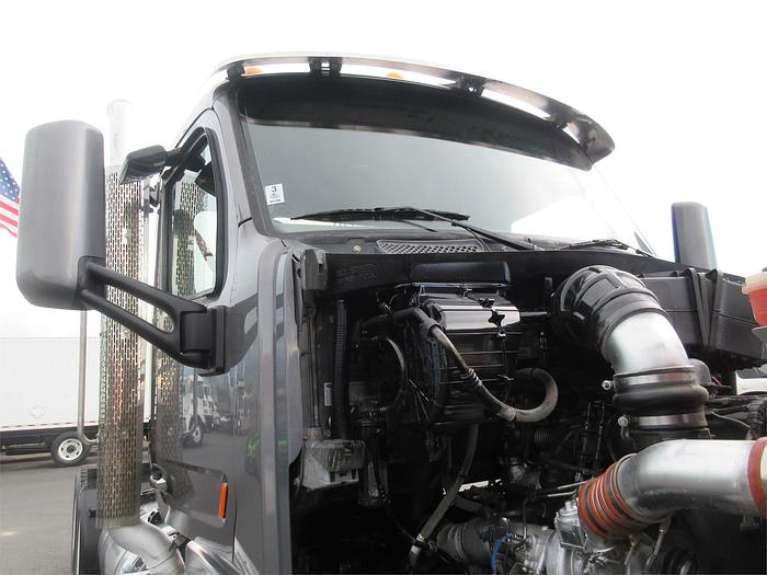 Used 2020 PETERBILT 567