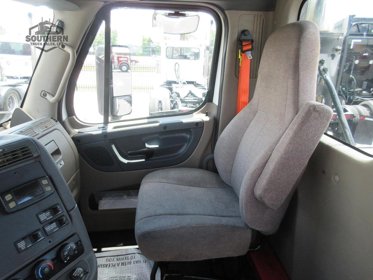 Used 2018 FREIGHTLINER CASCADIA 125
