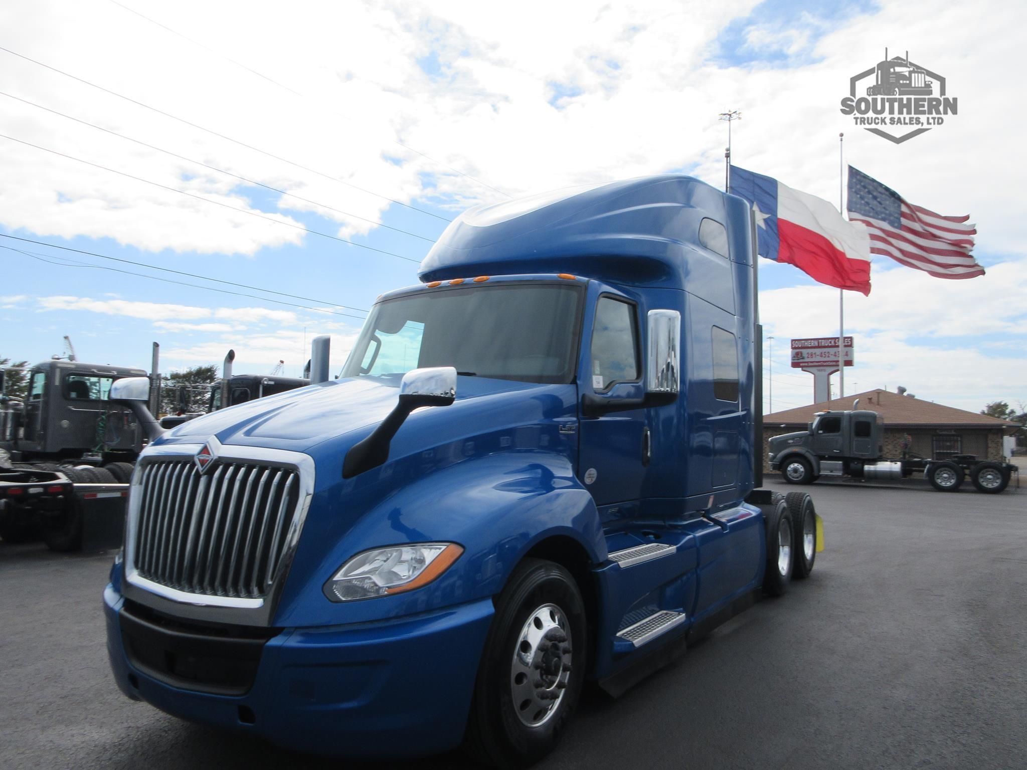 Used 2021 INTERNATIONAL LT
