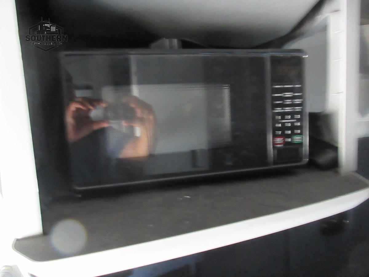 Used 2023 KENWORTH T880