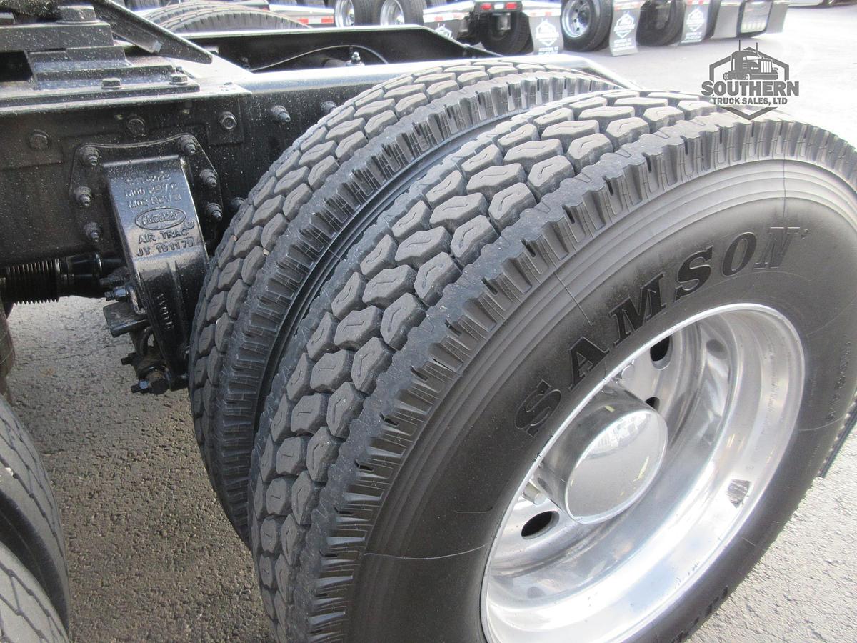 Used 2021 PETERBILT 389