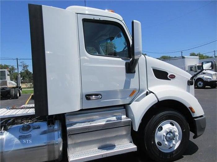 Used 2020 PETERBILT 579