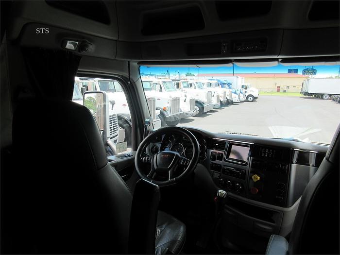 Used 2018 PETERBILT 579