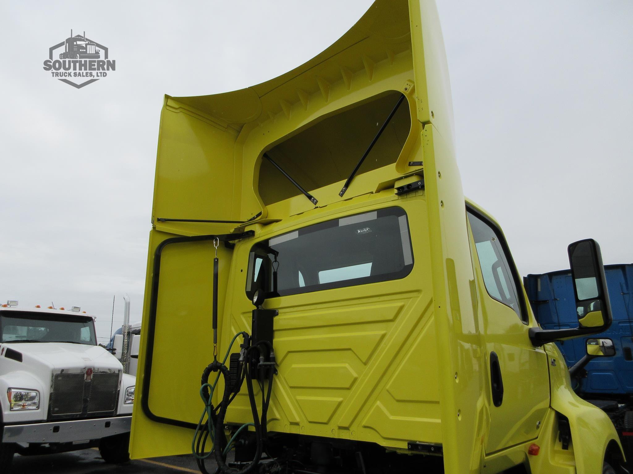 Used 2023 INTERNATIONAL LT