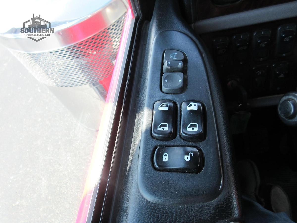 Used 2014 PETERBILT 389