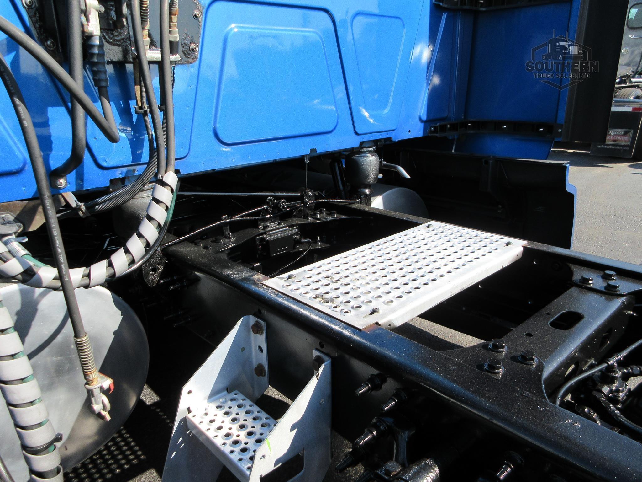 Used 2021 INTERNATIONAL LT