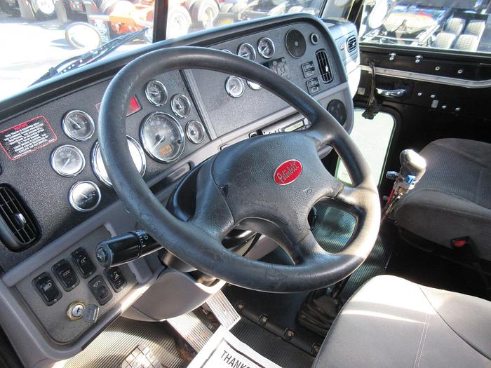 Used 2013 PETERBILT 365