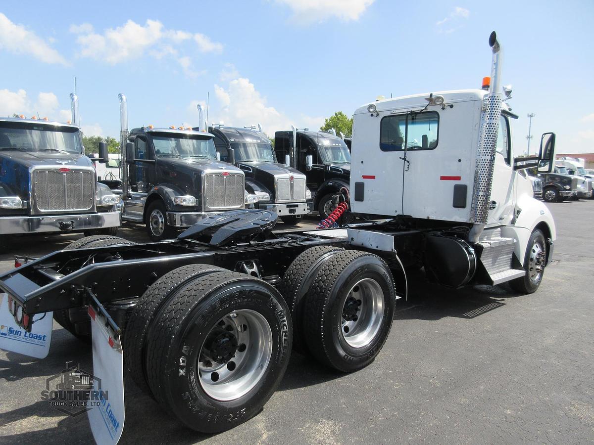 Used 2017 KENWORTH T680