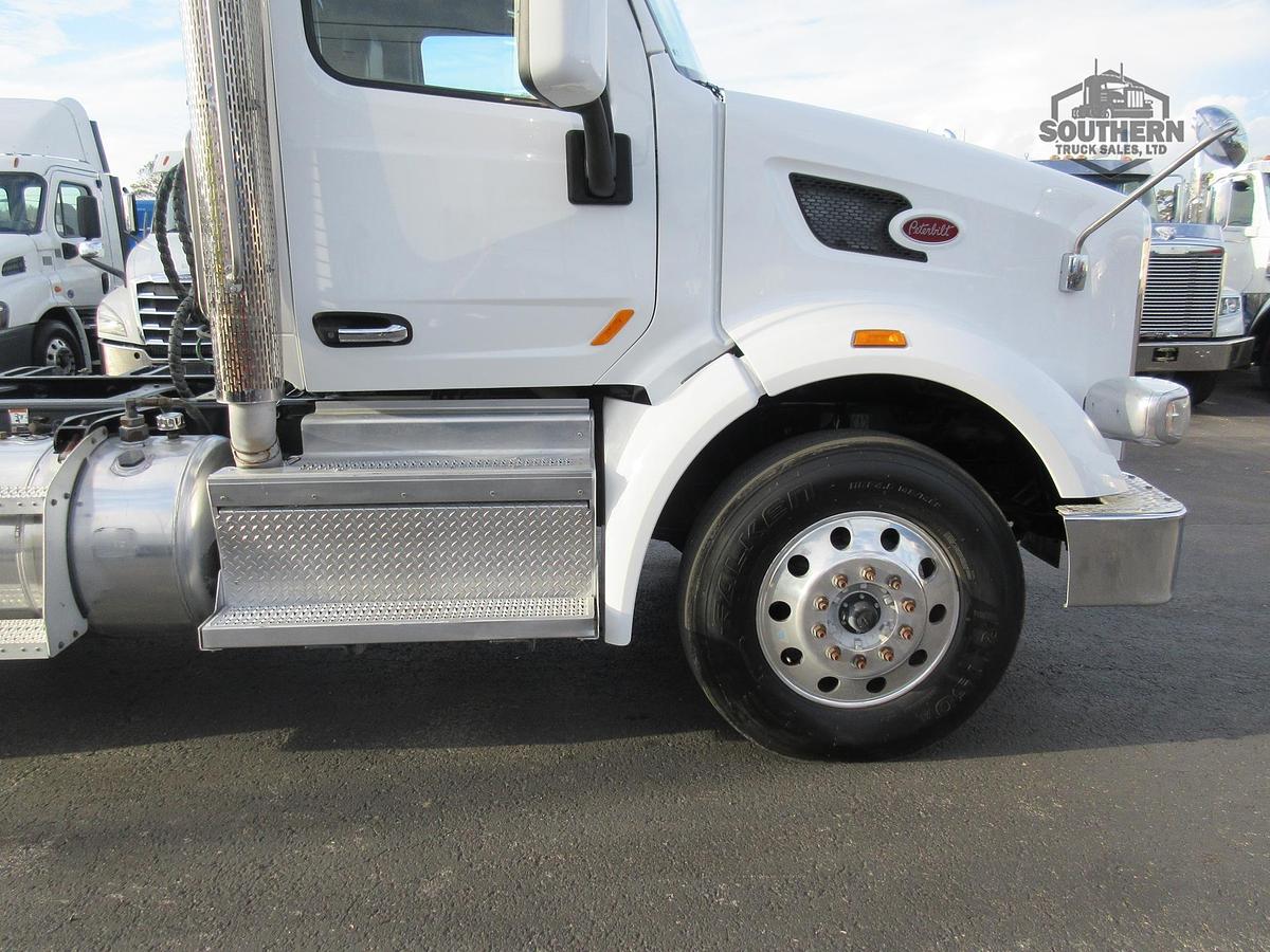 Used 2020 PETERBILT 567