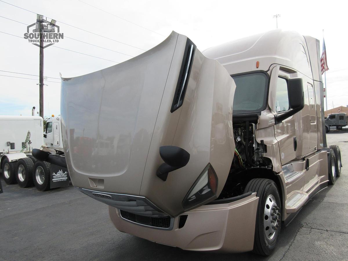 Used 2023 FREIGHTLINER CASCADIA 126